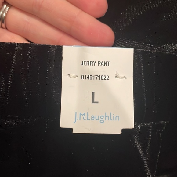 J. McLaughlin Jerry Pants NWT Size Large Black & Red Embellished Sides - Picture 5 of 12